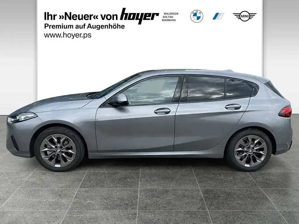 Gebraucht BMW 120 163 PS (119 kW) 2025 Skyscraper grau Kleinwagen