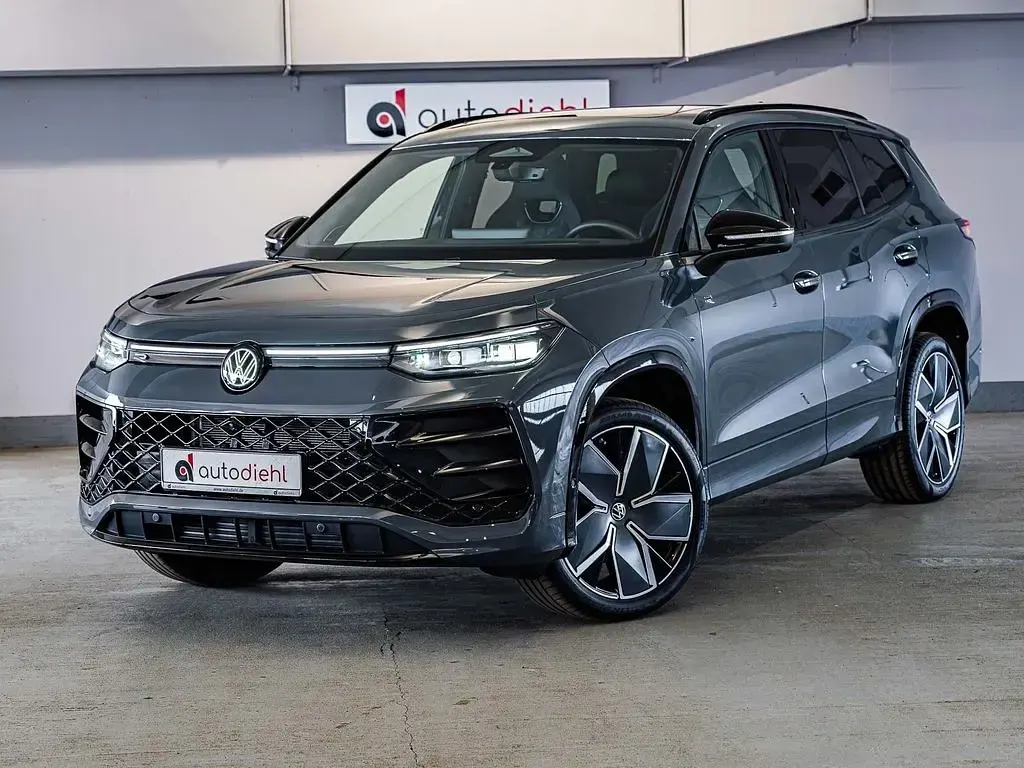 Gebraucht VW Tayron R-line 193 PS (141 kW) 2025 Grau SUV