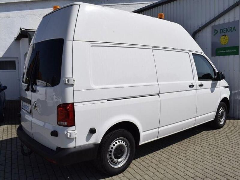 Używany VW T6.1 150 KM (110 kW) 2021 Biały Van