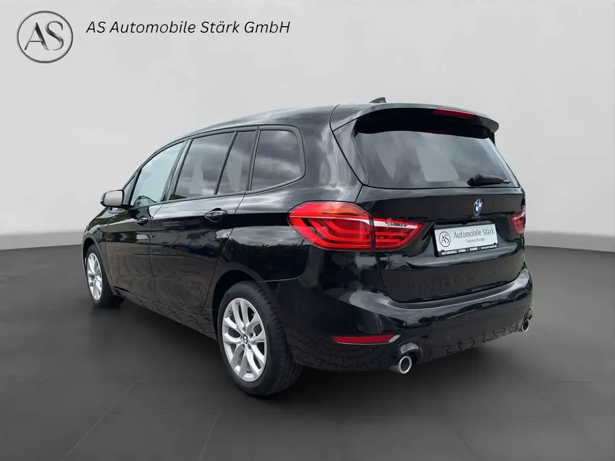 Gebraucht BMW 218 150 PS (110 kW) 2021 Schwarz ii Van / Kleinbus