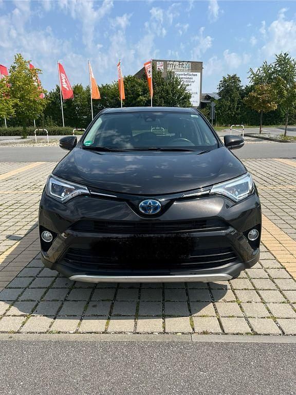 Braun Gebraucht 2016 Toyota RAV4 Hybrid SUV | 19.499 € (Guter Preis) - Bild 1/4