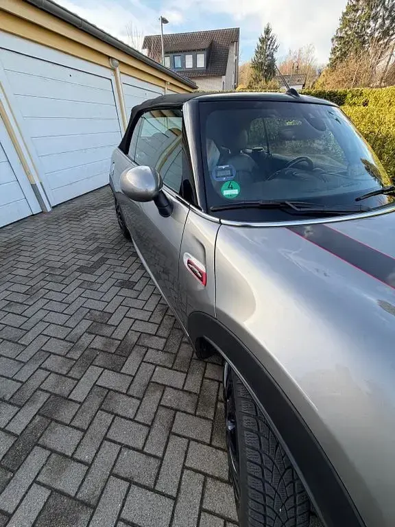 Gebraucht Mini John Cooper Works 231 PS (169 kW) 2018 Silber Kleinwagen