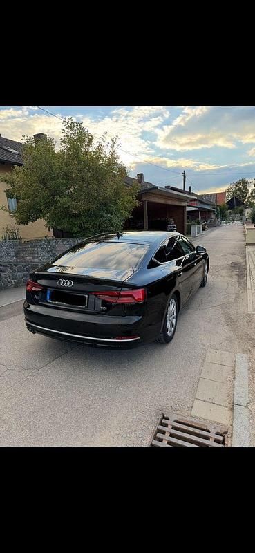 Gebraucht Audi A5 Sportback Ambiente 190 PS (139 kW) 2017 Schwarz Kleinwagen