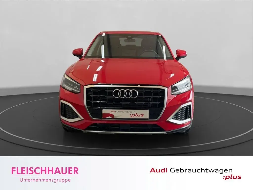 Gebraucht Audi Q2 Advanced 150 PS (110 kW) 2025 Rot SUV