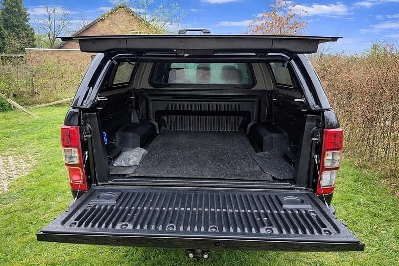 Gebraucht Ford Ranger 212 PS (155 kW) 2022 Schwarz Pickup