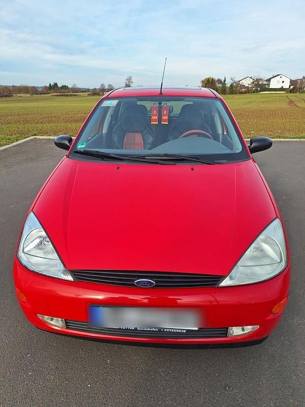 Gebraucht Ford Focus 75 PS (55 kW) 1999 Rot Kombi