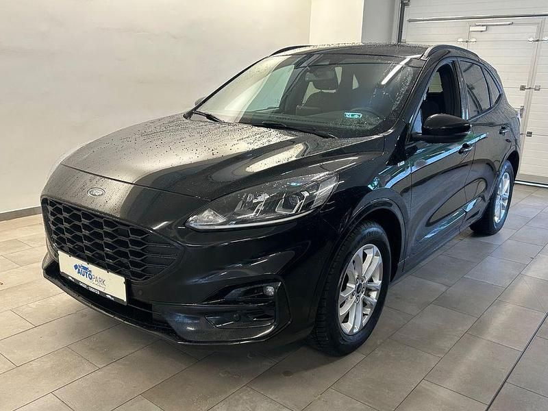 Gebraucht Ford Kuga ST-Line 120 PS (88 kW) 2022 Schwarz SUV