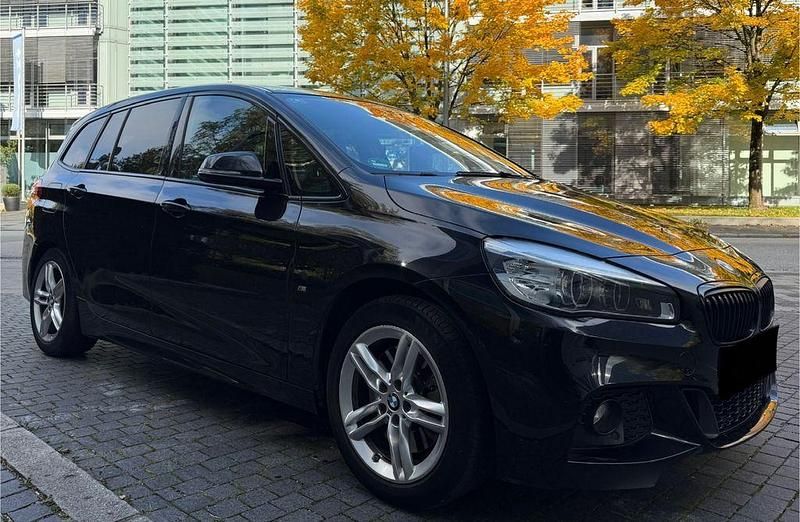 Gebraucht BMW 220 Gran Tourer M Sport 190 PS (139 kW) 2017 Schwarz Van / Kleinbus