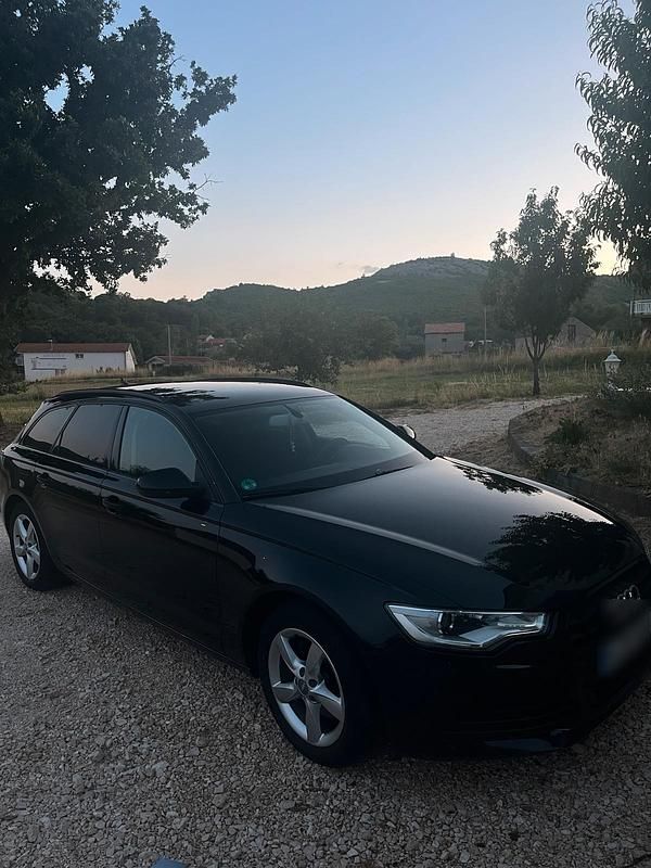 Gebraucht Audi A6 190 PS (139 kW) 2014 Schwarz Kombi