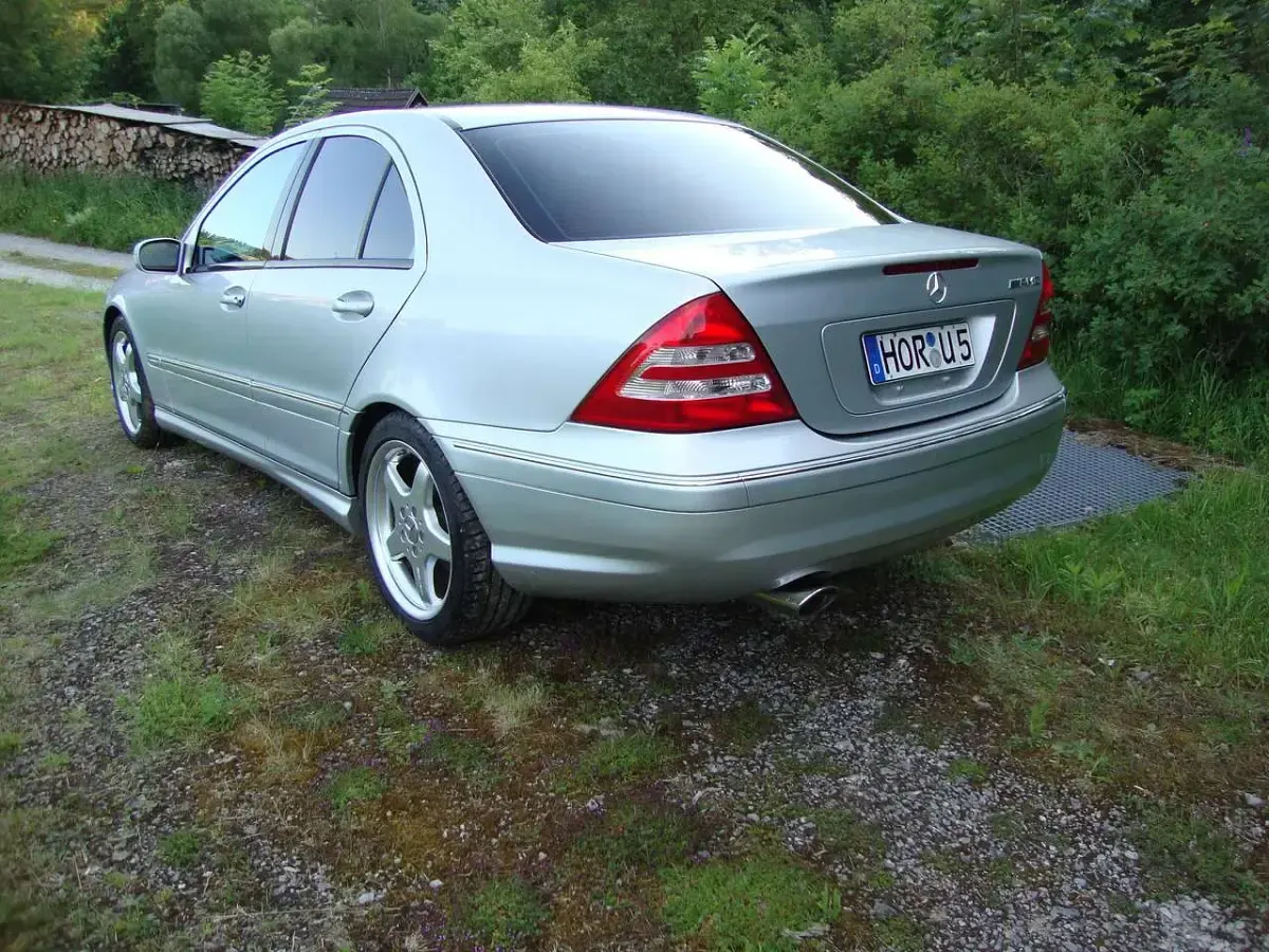 Gebraucht Mercedes C240 Avantgarde 170 PS (125 kW) 2004 Silber Limousine