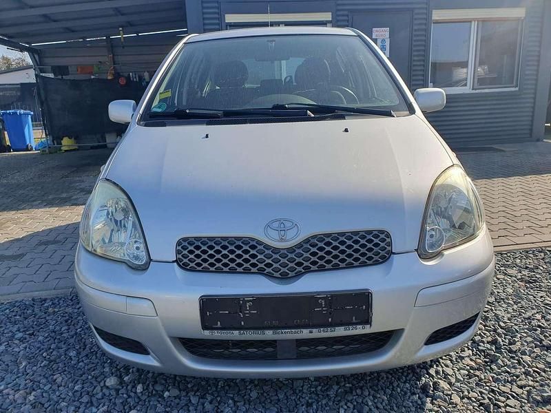 Gebraucht Toyota Yaris Sol 87 PS (63 kW) 2005 Silver mica metallic Kleinwagen