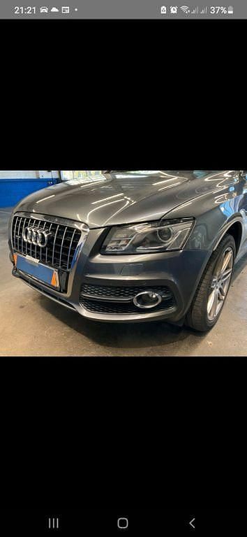Schwarz Gebraucht 2010 Audi Q5 Ambiente SUV | 9.800 € (Fairer Preis) - Bild 1/4
