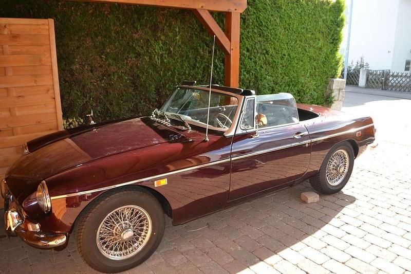 Używany MG B 95 KM (69 kW) 1969 Czerwony Kabriolet