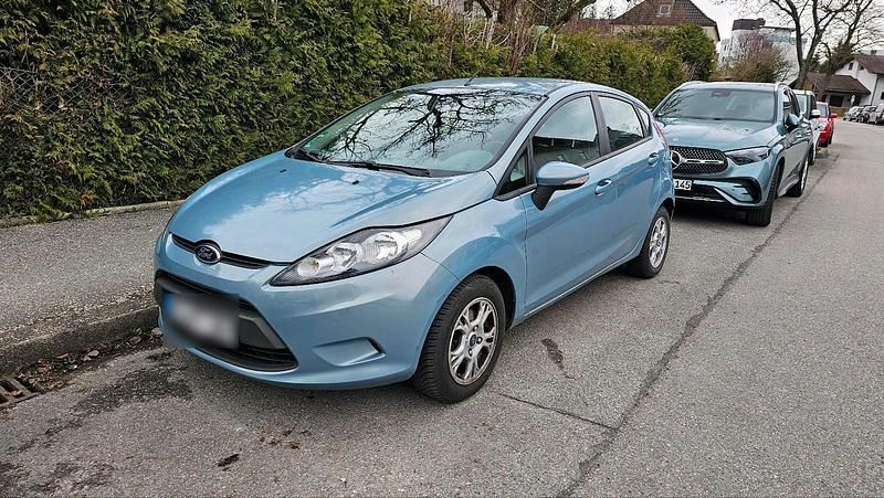 Gebraucht Ford Fiesta Trend 82 PS (60 kW) 2009 Andere farben Kleinwagen
