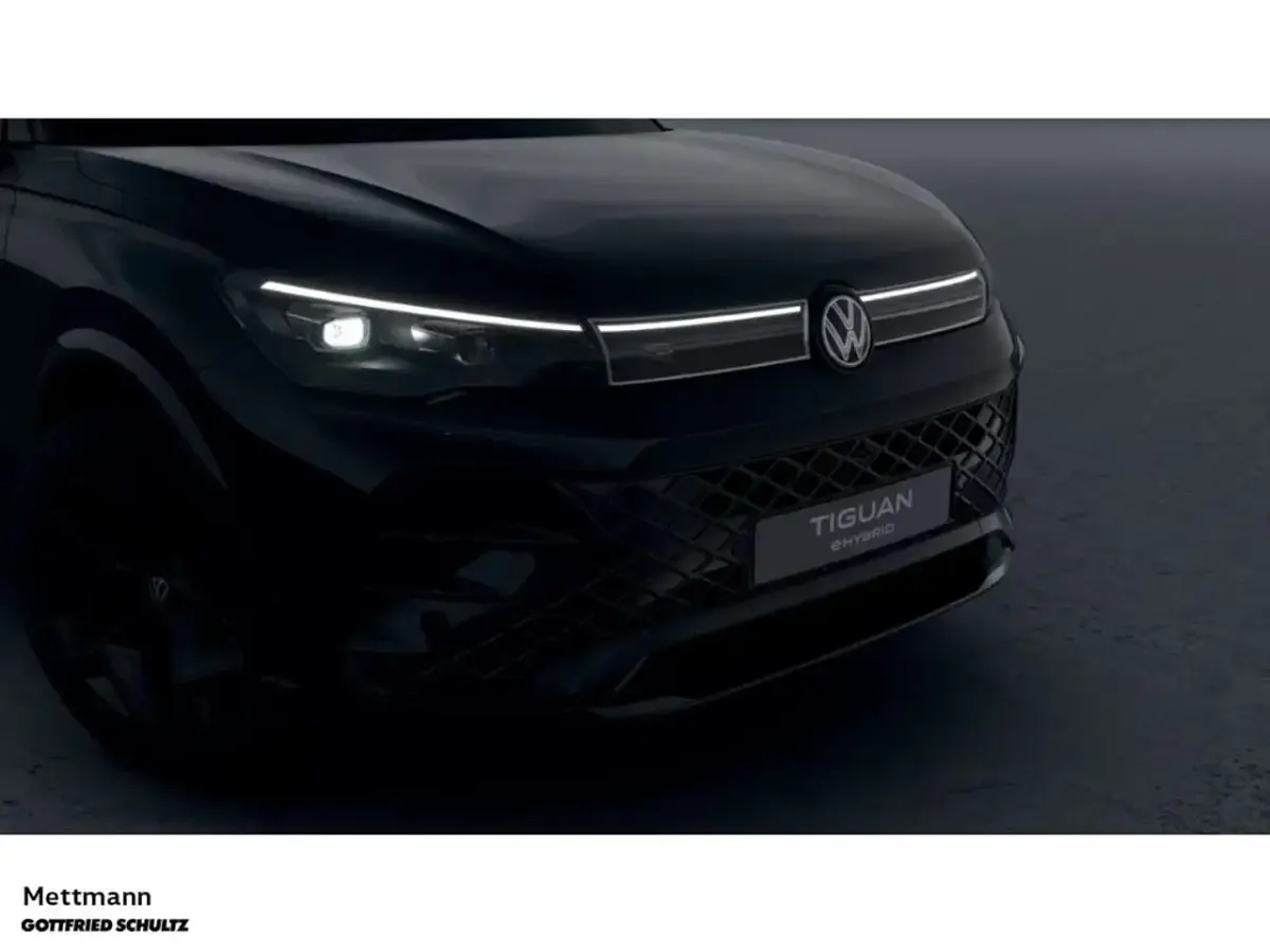 Neu VW Tiguan Pro 150 PS (110 kW) 2026 Grau SUV