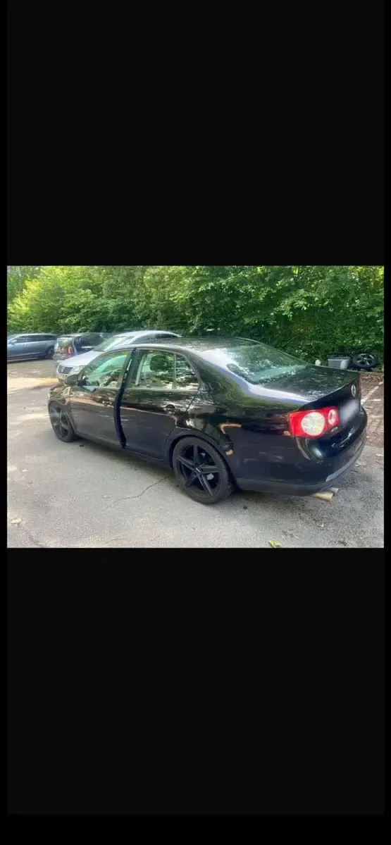 Gebraucht VW Jetta 102 PS (75 kW) 2007 Schwarz Limousine