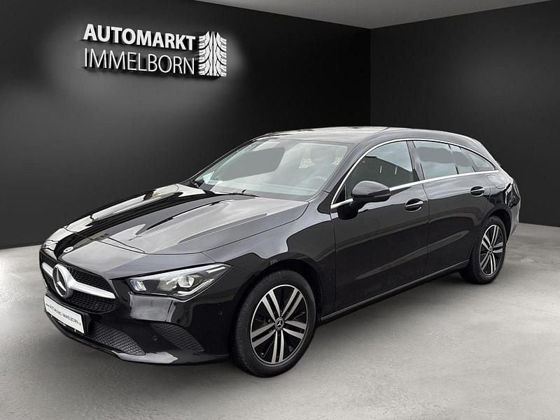Gebraucht Mercedes CLA250 218 PS (160 kW) 2022 Schwarz Limousine