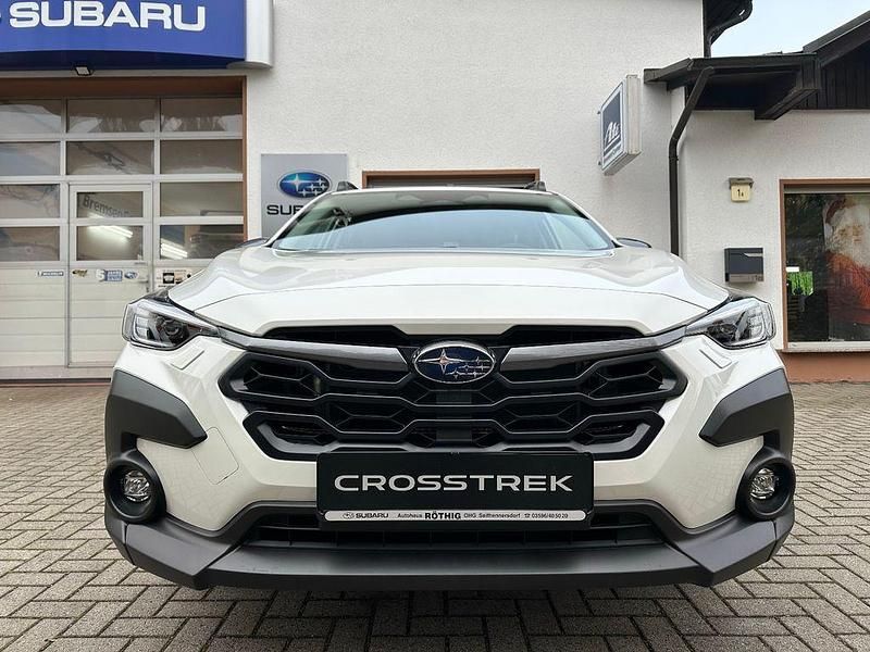 Neu Subaru Crosstrek Active 136 PS (100 kW) 2025 Weiß SUV
