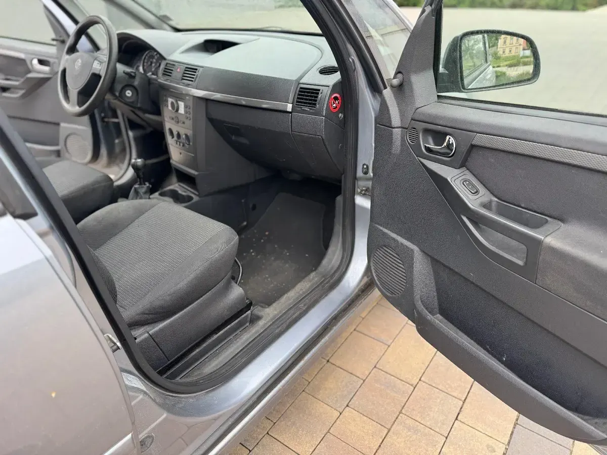 Usata Opel Meriva Sport 105 CV (77 kW) 2007 Blu Monovolume