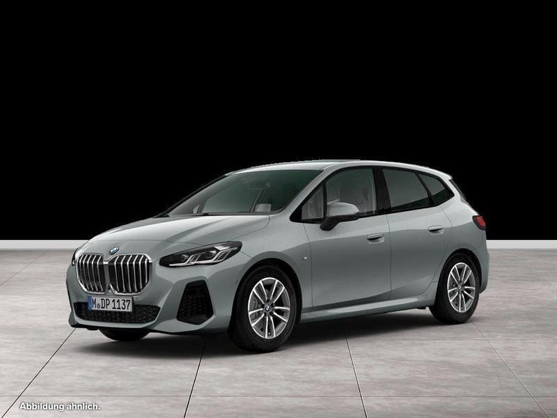 Gebraucht 2025 BMW 220 Active Tourer Comfort Edition Van / Kleinbus | 38.201 € - Bild 1/4