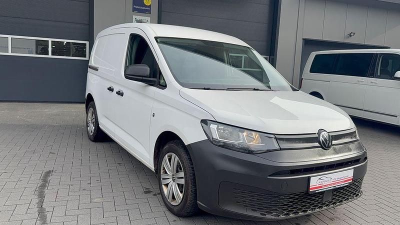 Gebraucht VW Caddy 102 PS (75 kW) 2022 Weiß Van / Kleinbus