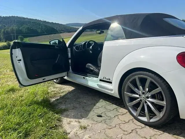 Gebraucht VW Beetle CLUB 150 PS (110 kW) 2016 Weiß Kleinwagen