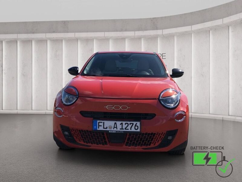 Gebraucht Fiat 600E La Prima 114 kW (156 PS) 2024 Orange SUV