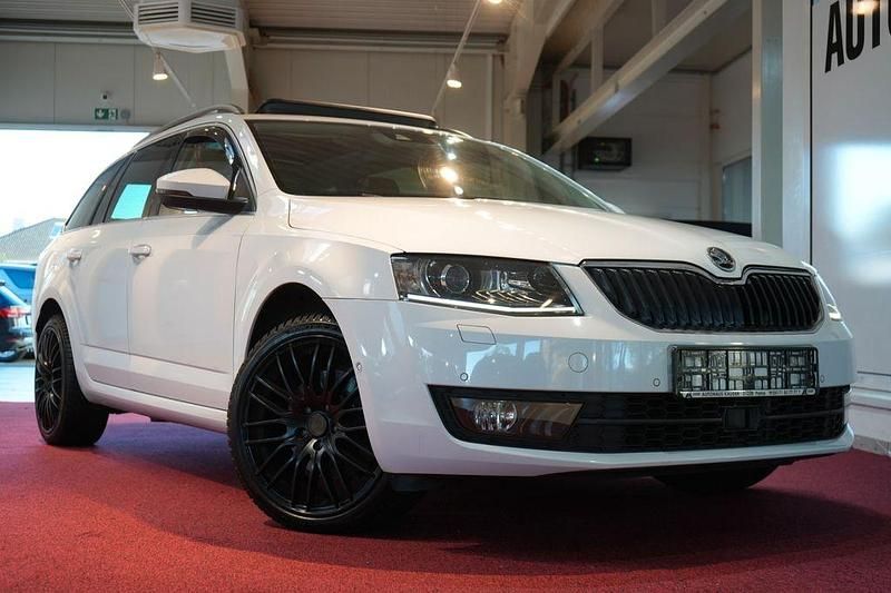Weiß Gebraucht 2014 Skoda Octavia Elegance Kombi | 17.990 € (Etwas zu teuer) - Bild 1/4