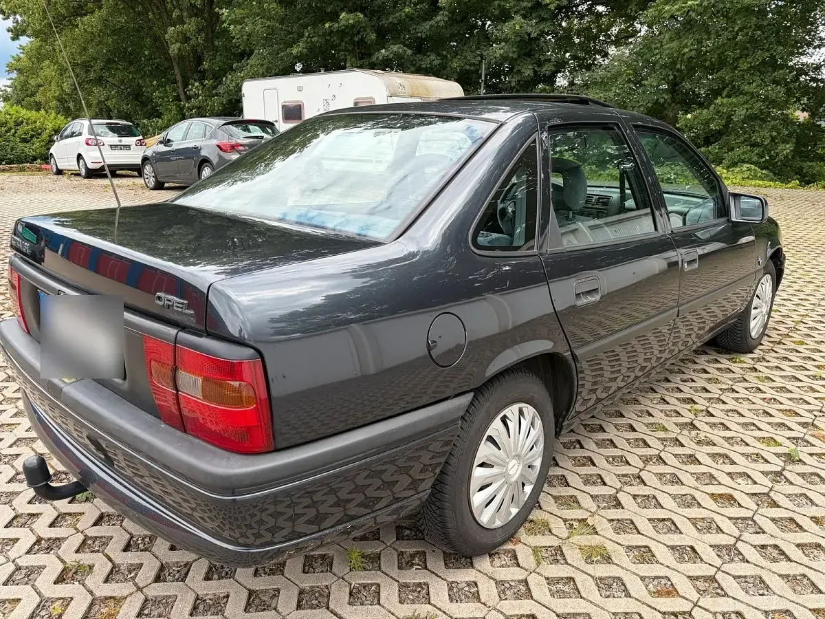 Gebraucht Opel Vectra 71 PS (52 kW) 1995 Andere farben Limousine