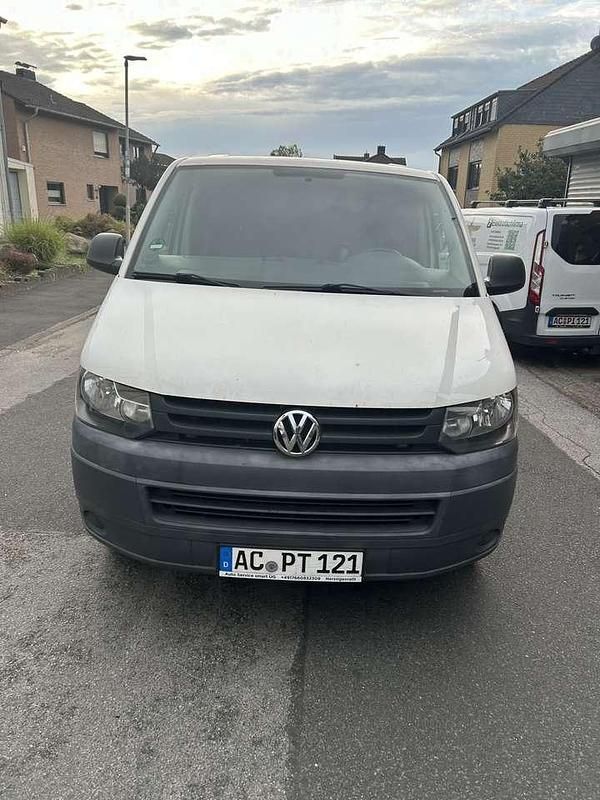 Weiß Gebraucht 2013 VW T5 Van | 6.000 € - Bild 1/4