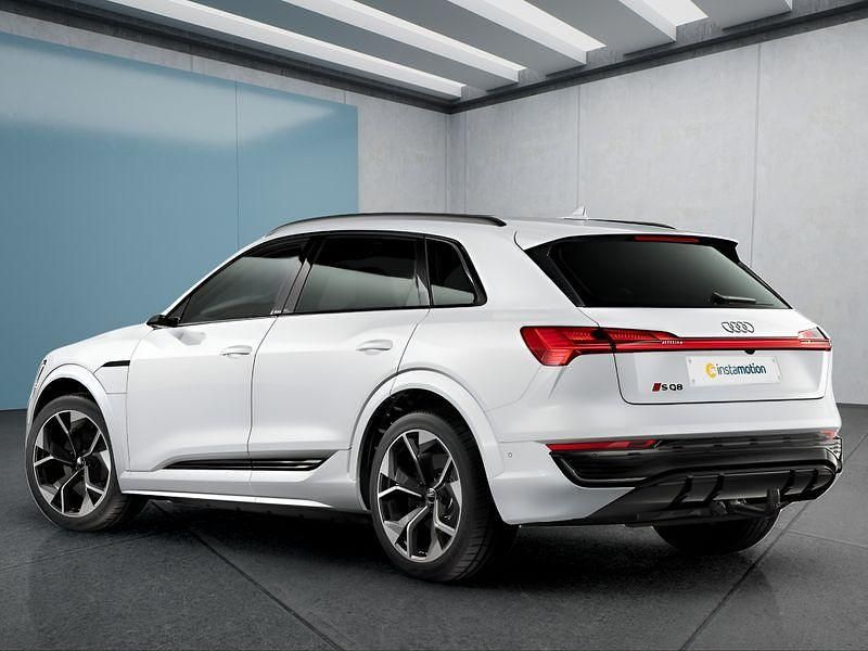Gebraucht Audi SQ8 e-tron 369 kW (503 PS) 2024 SUV