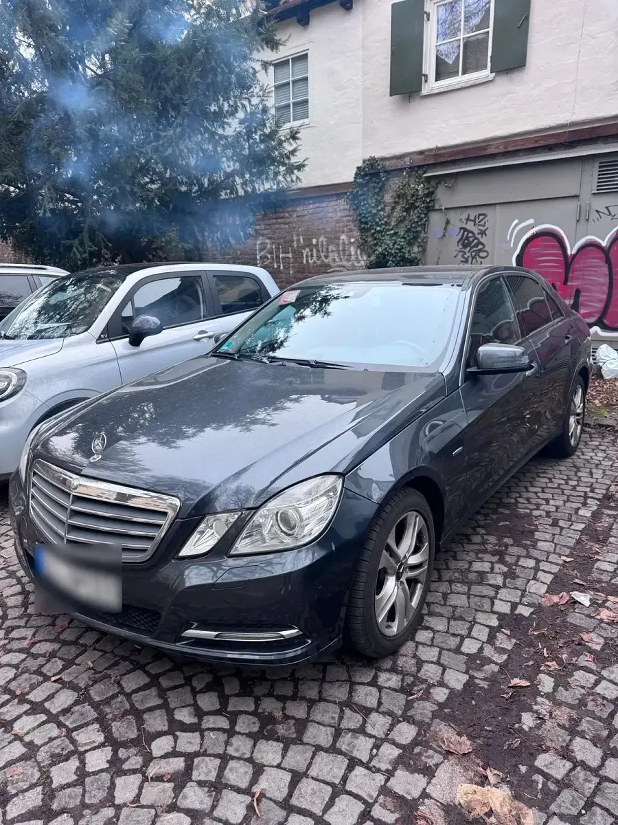 Gebraucht Mercedes E220 170 PS (125 kW) 2010 Limousine
