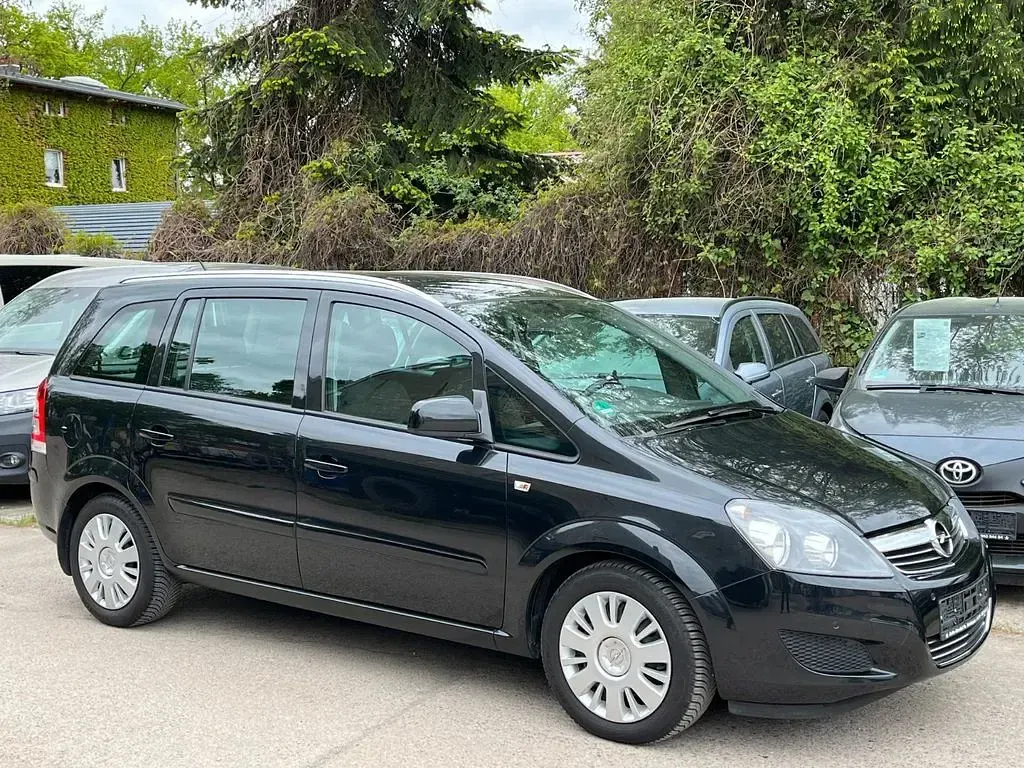 Gebraucht Opel Zafira Family 110 PS (80 kW) 2012 Van / Kleinbus