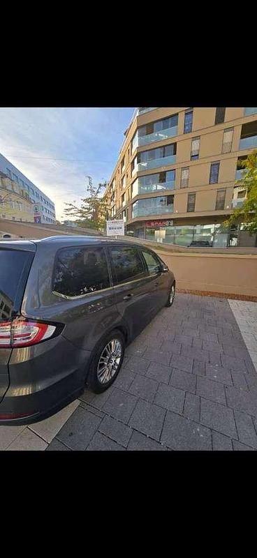 Gebraucht Ford Galaxy Titanium 150 PS (110 kW) 2016 Grau Van / Kleinbus