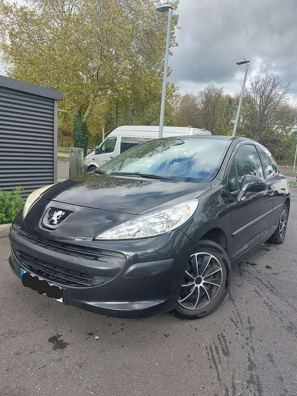 Gebraucht Peugeot 207 Filou 73 PS (53 kW) 2007 Schwarz Kleinwagen