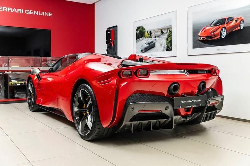 Gebraucht Ferrari SF90 779 PS (572 kW) 2025 Rot Cabrio