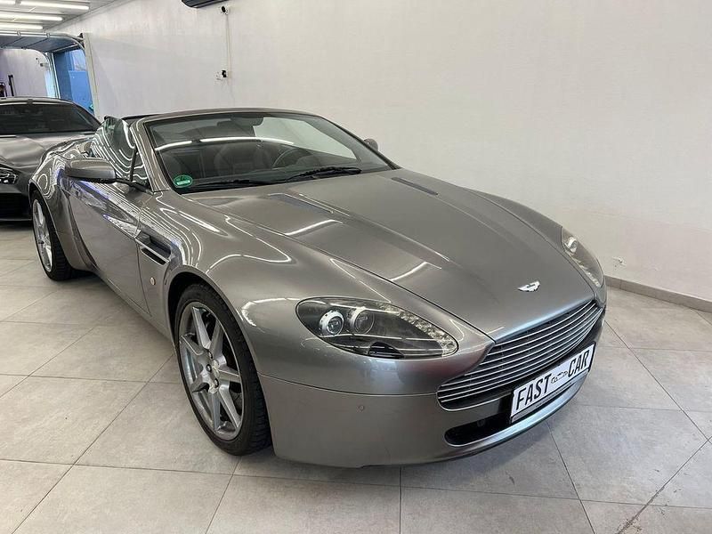 Grau Gebraucht 2008 Aston Martin V8 Vantage Coupé | 36.900 € (Superpreis) - Bild 1/4