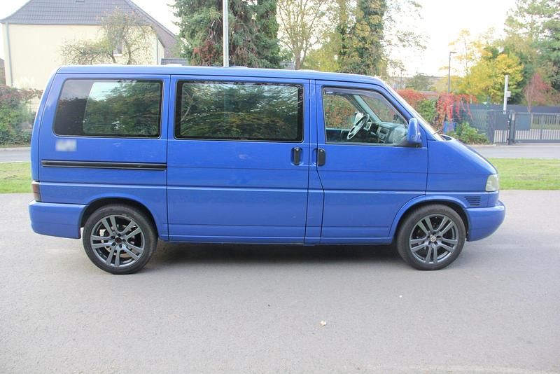 Second-hand VW T4 102 CP (75 kW) 2002 Albastru Van