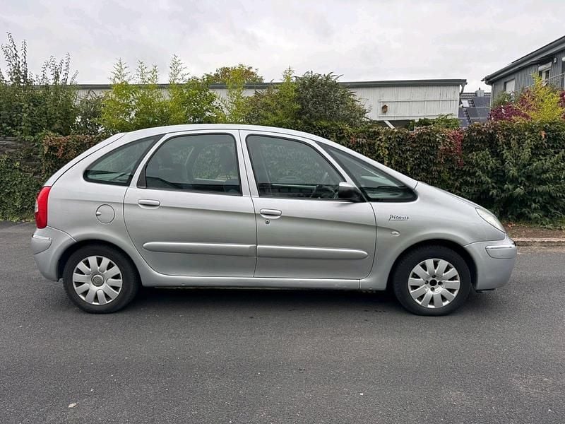 Gebraucht 2006 Citroën Xsara Limousine | 1.499 € - Bild 1/4