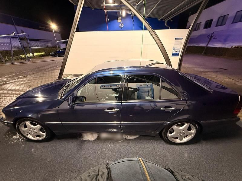 Gebraucht Mercedes C240 Elegance 170 PS (125 kW) 1999 Limousine