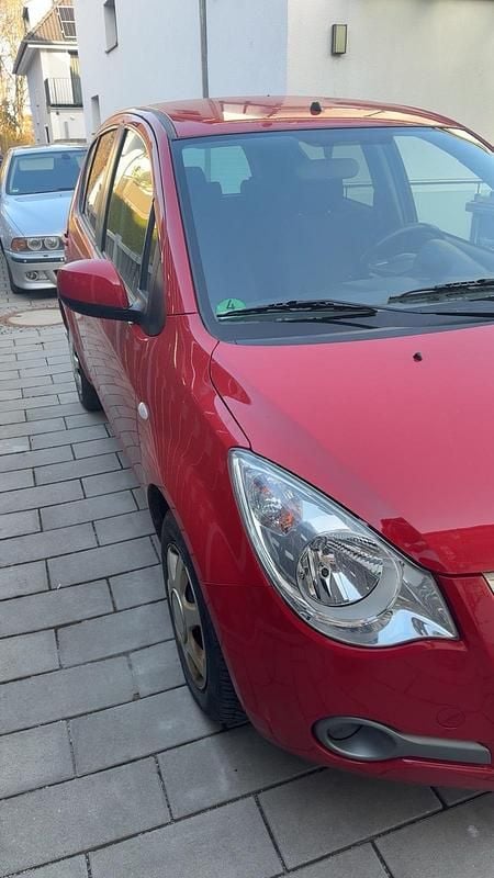Gebraucht Opel Agila 86 PS (63 kW) 2010 Rot Kleinwagen