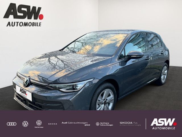 Delfingrau metallic Neu 2024 VW Golf VIII Life Limousine | 25.440 € (Guter Preis) - Bild 1/4