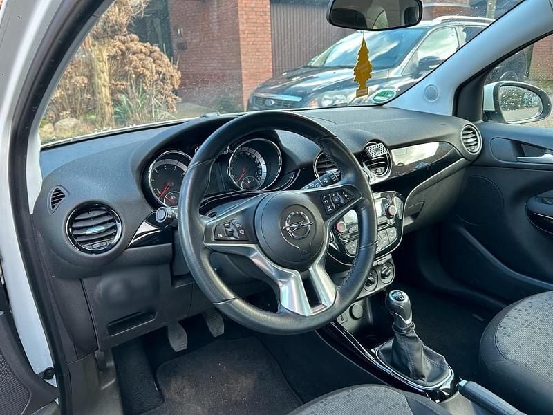 Weiß Gebraucht 2015 Opel Adam Kleinwagen | 6.000 € (Guter Preis) - Bild 1/4