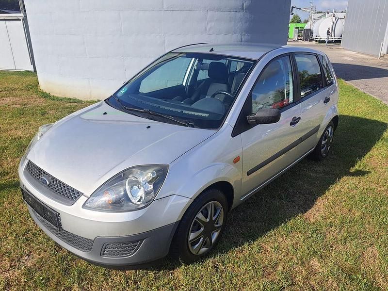 Silber Gebraucht 2005 Ford Fiesta Kleinwagen | 1.399 € (Guter Preis) - Bild 1/4