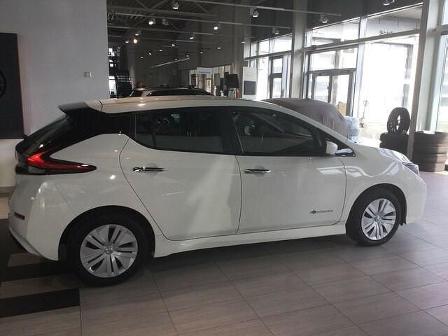 Gebraucht Nissan Leaf 110 kW (150 PS) 2019 Weiß white (s) Kleinwagen