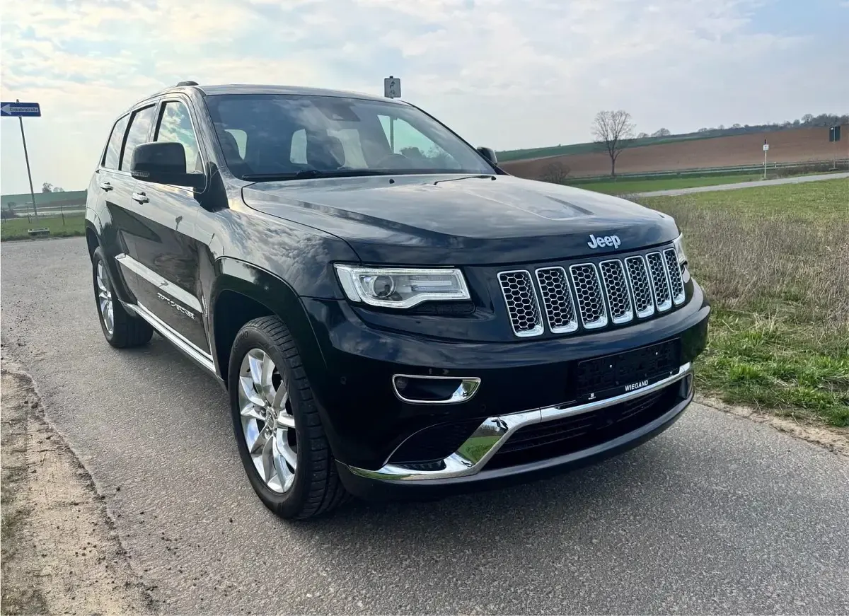 Gebraucht Jeep Grand Cherokee Summit 250 PS (183 kW) 2017 Schwarz SUV