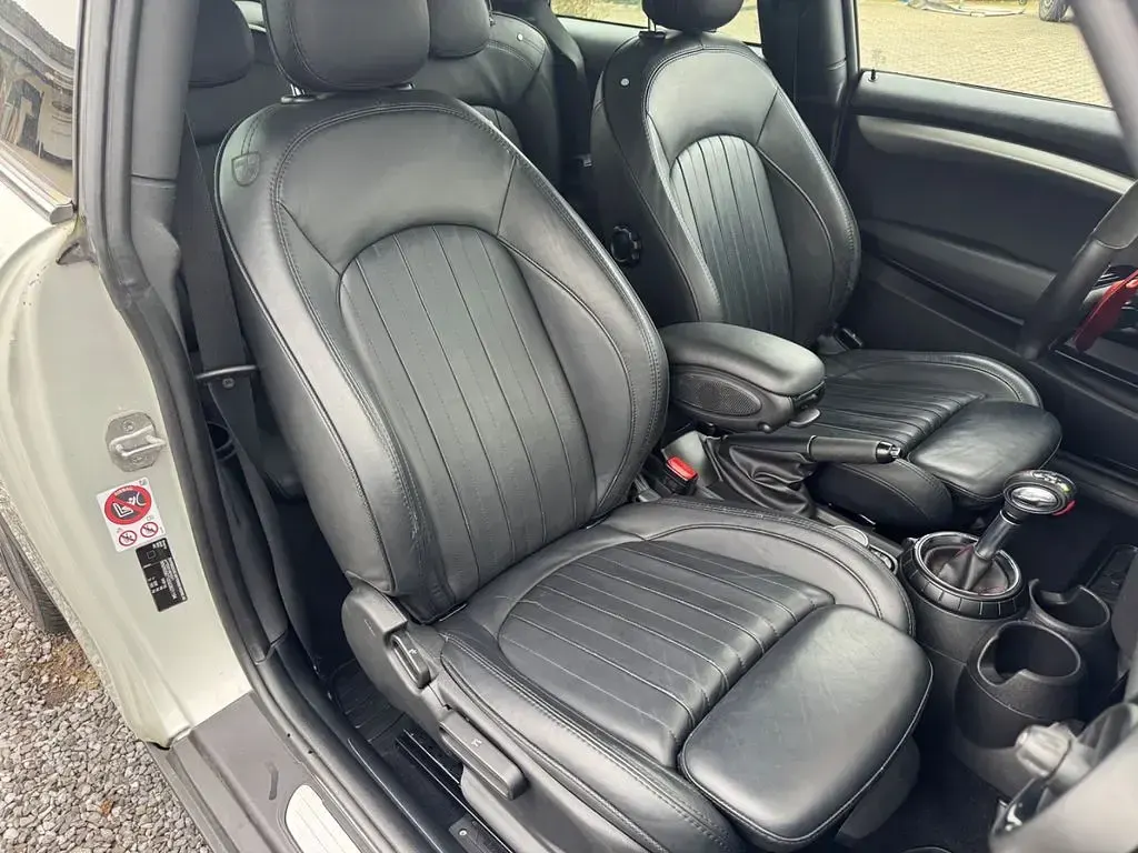 Używany Mini Cooper S 192 KM (141 kW) 2015 Srebrny Hatchback