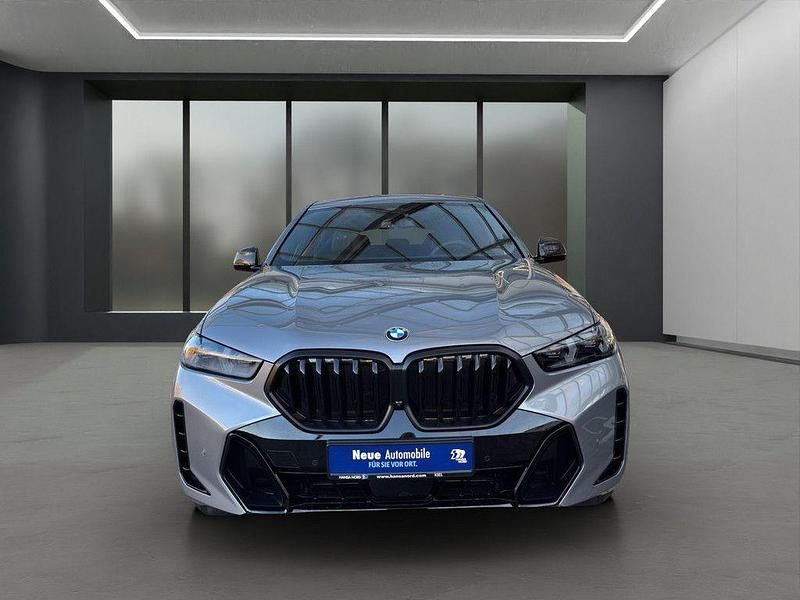 Neu BMW X6 M Sport 340 PS (250 kW) 2026 Grau SUV