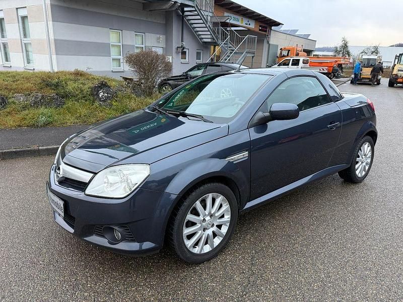 Blau Gebraucht 2009 Opel Tigra Edition Cabrio | 2.890 € (Etwas zu teuer) - Bild 1/4