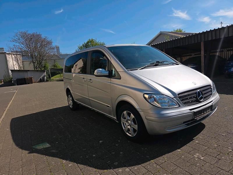 Gebraucht Mercedes Viano 150 PS (110 kW) 2006 Silber Van / Kleinbus